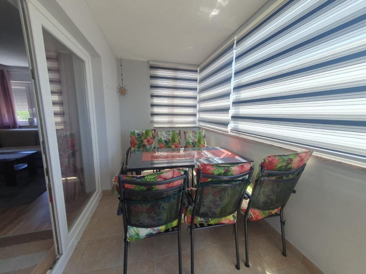 شقة Apartman Jaca ليفنو المظهر الخارجي الصورة